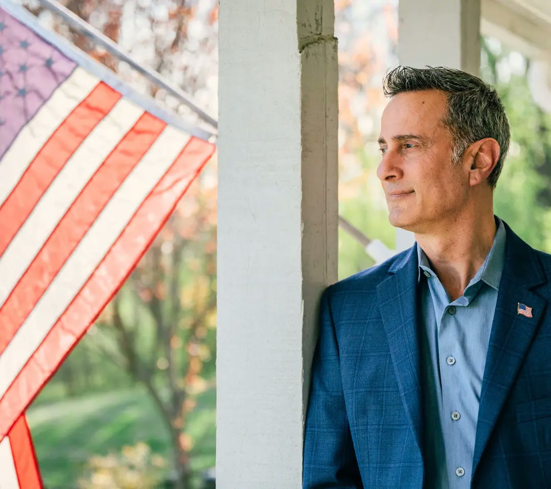 Jim Torino meeting with community members